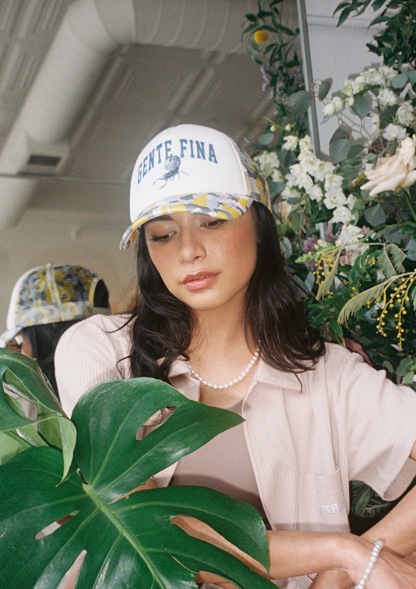‘GENTE FINA’ SPRING SCORPION CAMO TRUCKER HAT